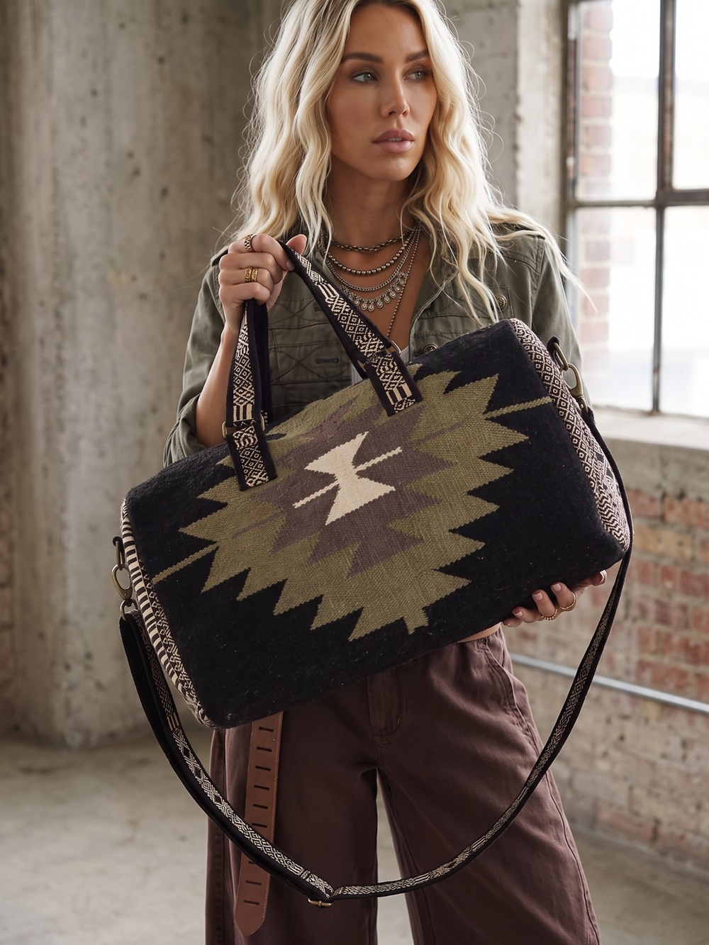 NWT Panache Western Aztec Tribal Southwestern Large Travel Duffle Bag